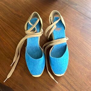 Brand new Castaner Espadrille Wedge